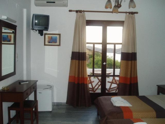 Rita'S Rooms Ίος Δωμάτιο φωτογραφία